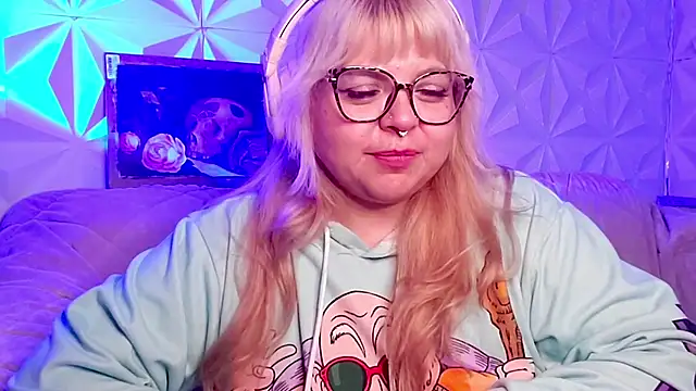 Chat XXX en directo de Satyn_doll
