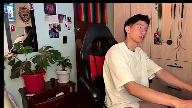 heyy_noah11 Chat XXX live