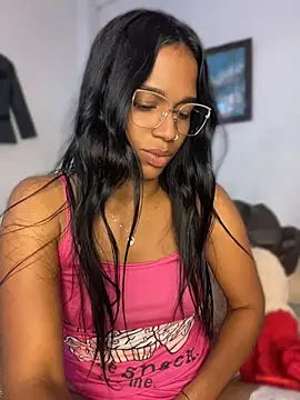 Chatroom XXX en direct de FlorSalvaje_