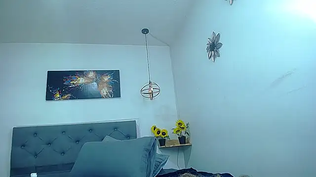 Онлайн чат XXX sasi_luna