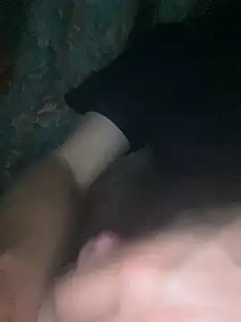 Hotguy3000 élő XXX-chatje