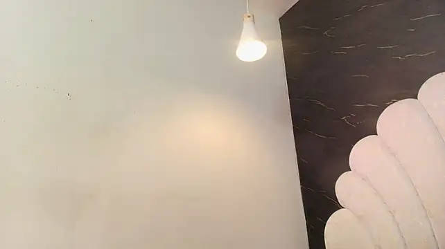 Онлайн чат XXX kissme_luna
