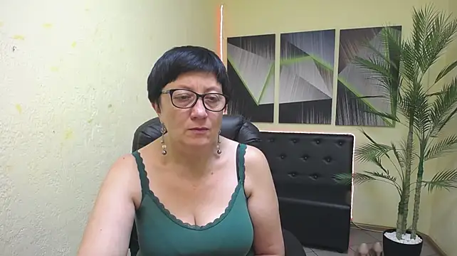 EmilyL0ve live XXX chat