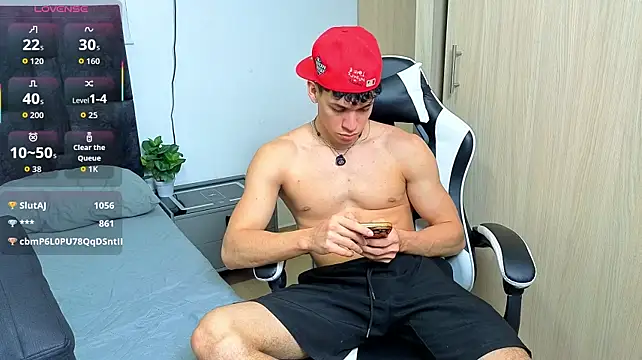 Luke_Muscle Live XXX Chat