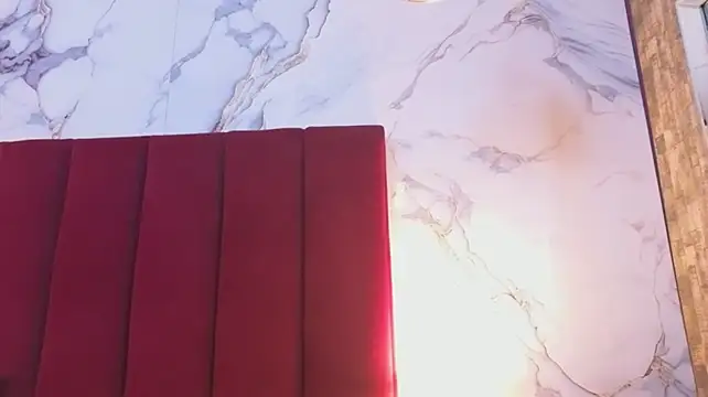 دردشة JESSYCORTES الجنسية المباشرة