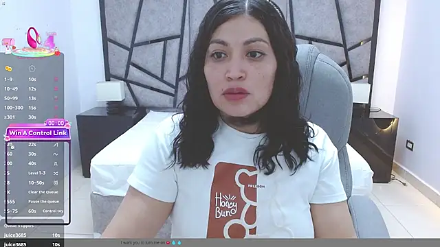 Chat +18 de sophia_hadid ao vivo