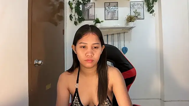 Chatroom XXX en direct de Aurora_Grace