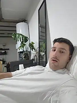 straightdude99 live XXX chat