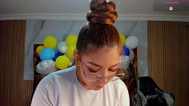 Mia_18v - FINGER ASS + OIL