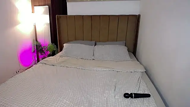 Chatroom XXX en direct de Bombshell_Rebbecca