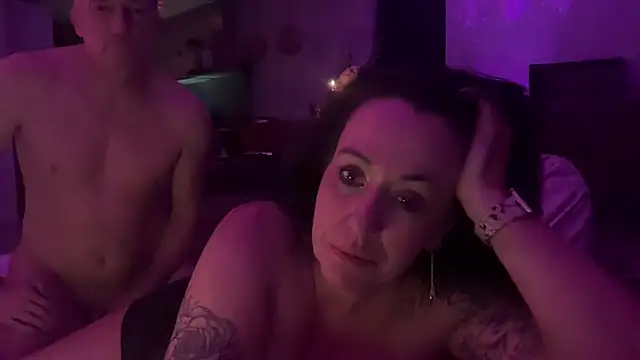 LoveCherryNoir – webcam-show