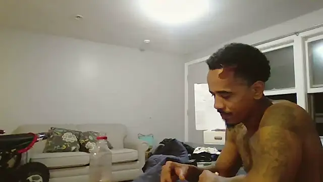 Davidlee59 XXX чат на живо