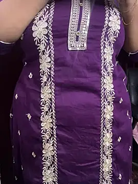 XXX chat uživo modela DarlingRuby