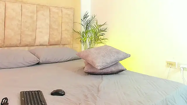 KiralStaens - Ride Dildo