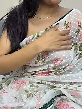 escape_with_me's Live XXX Chat