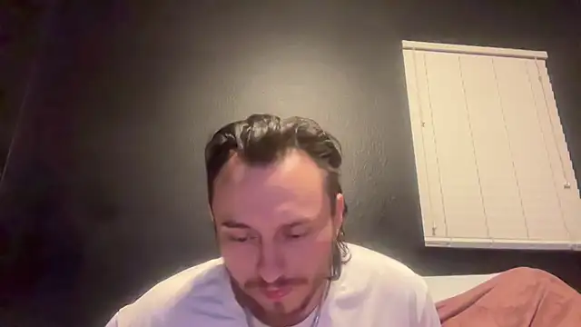 hungandcloudy Live XXX-Chat