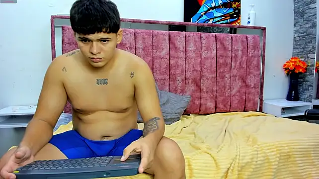 Онлайн чат XXX Mia78hot