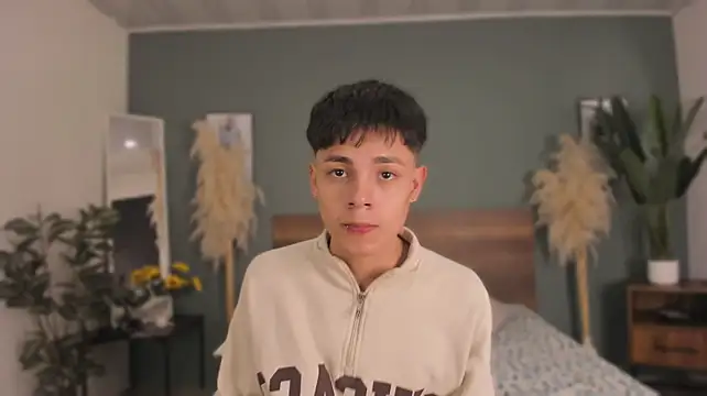 Andy_Belier23 Adlı Modelin Canlı XXX Sohbeti