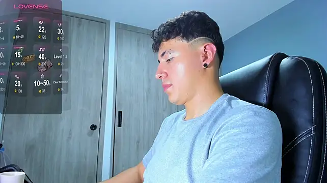 Онлайн чат XXX LOBO_ALPHA
