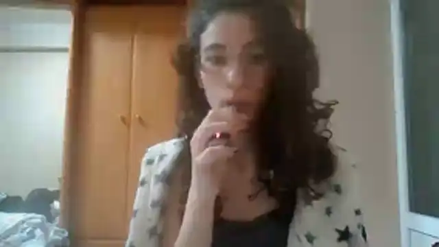 CrystalDolls' Live XXX Chat