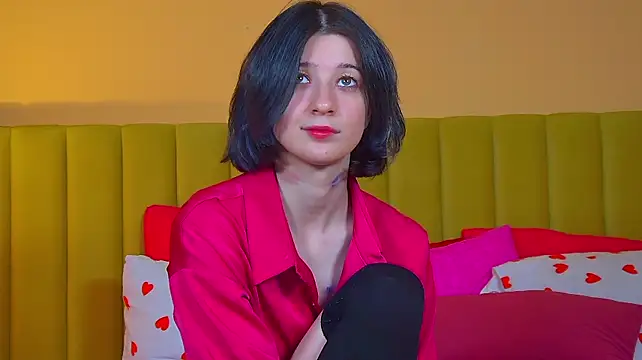 AnneAvelin Adlı Modelin Canlı XXX Sohbeti