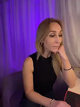 AnesaKis Live XXX-Chat