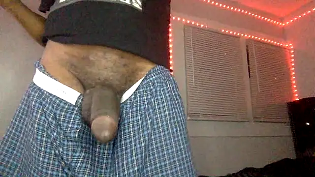 Онлайн чат XXX BigDaddyDy
