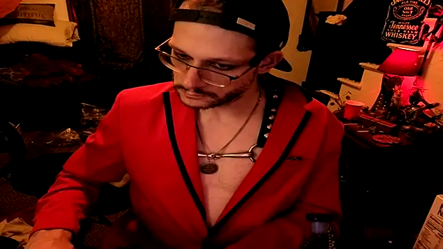 Онлайн чат XXX MasterDaddyCool