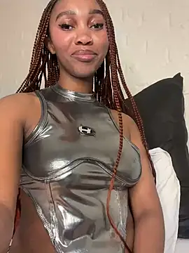 Hannah_107 - Tweak naked🤤🥵🥵