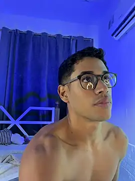 Show modela Jackson_stone na web-kameri