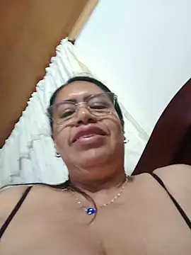 Emilif_ - Sensual buttock massage with oil