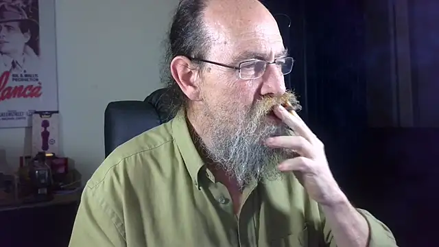 Uncle_Hottie Adlı Modelin Canlı XXX Sohbeti