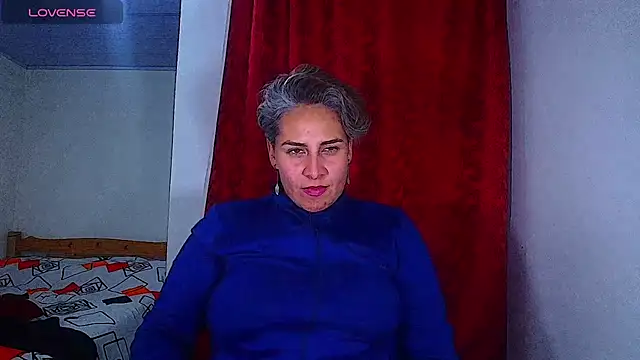 XXX chat uživo modela Yessi_rousse