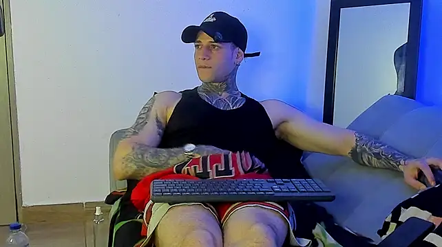 Czat XXX na żywo – michael_fx1
