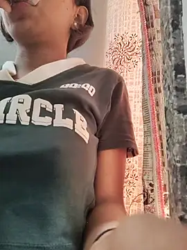 mini-cutie's Live XXX Chat