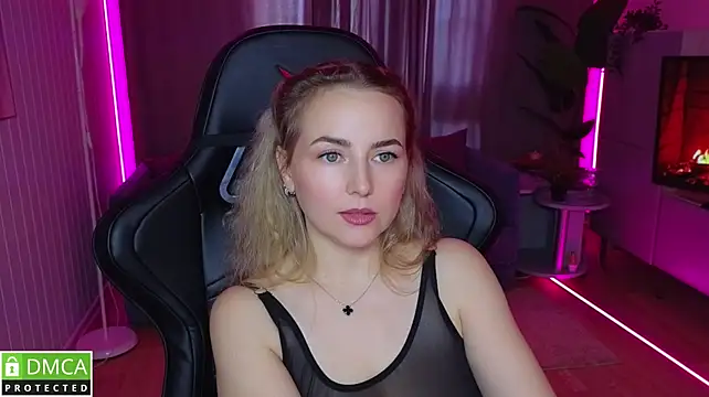 Mira_Mermayd's Live XXX Chat