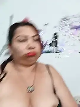 Alyona21 即時 XXX 聊天