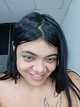luxurylunan Live XXX chat