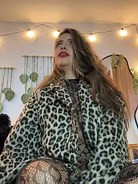MailynFoxx Adlı Modelin Canlı XXX Sohbeti