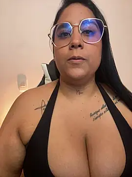 Liith Adlı Modelin Canlı XXX Sohbeti