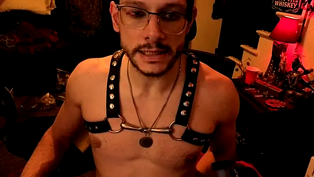 MasterDaddyCool's Live XXX Chat