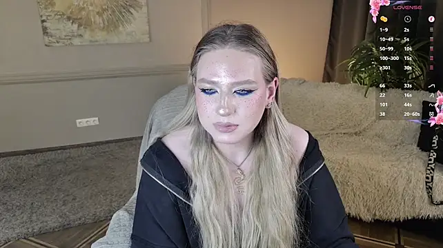 Jes_Solar élő XXX-chatje