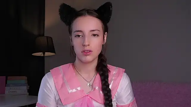 VidaInklebarger – Naživo XXX chat
