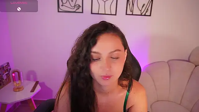 AliceHarper_'s Live XXX Chat