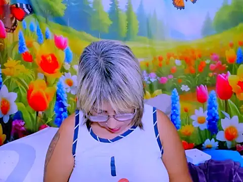 indianroxy Chat XXX live