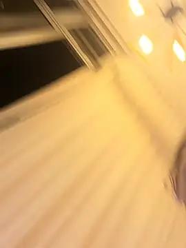 Madonnaaaa - im so horny daddy help pussy squirt big