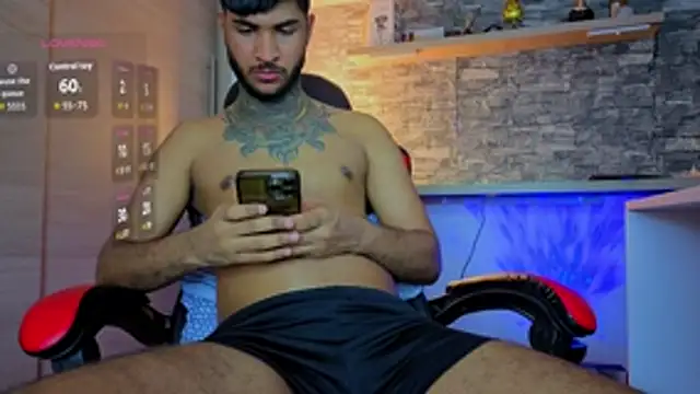 TheimperialBoys77 Show Webcam