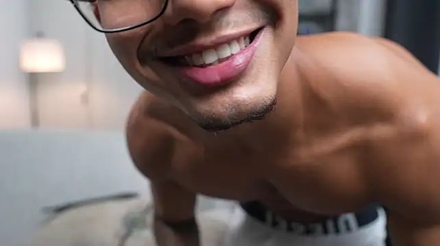 Paradise_boy__n Live XXX chat