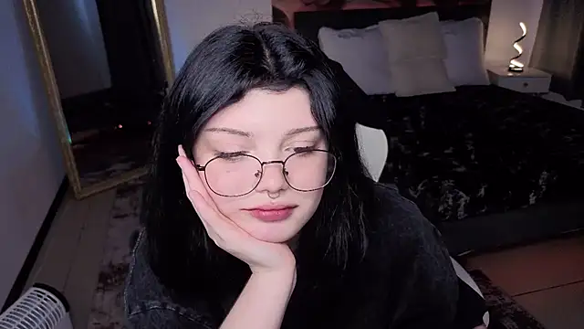 MileyRood's Live Chat Room