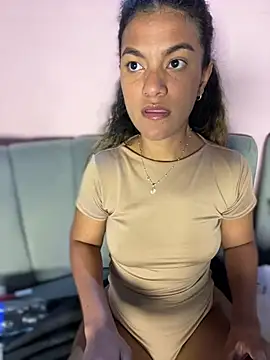 AngelPinkk_'s Live XXX Chat